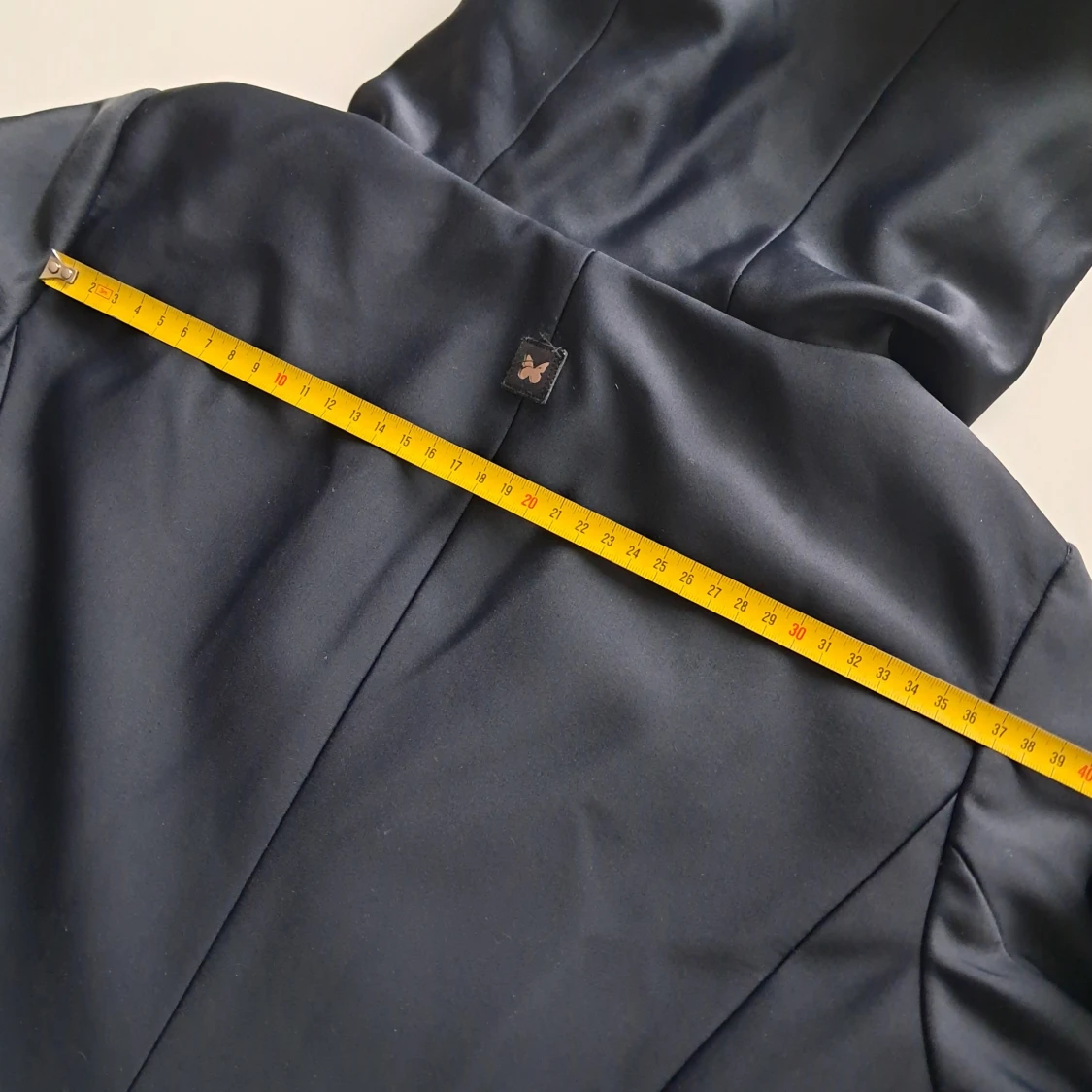 Svart pufferjacka från Weekend - 2