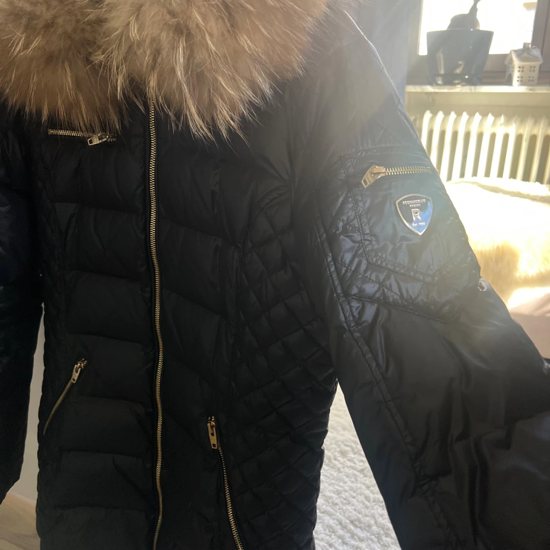 Svart dunjacka Rockandblue med päls - 3