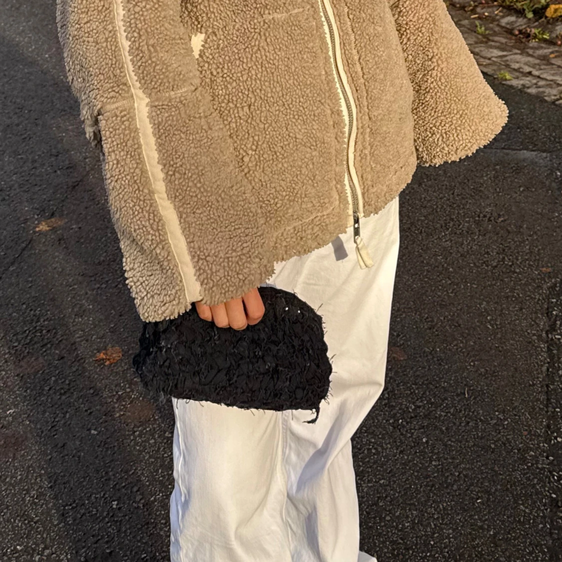 Svart clutchväska - 1