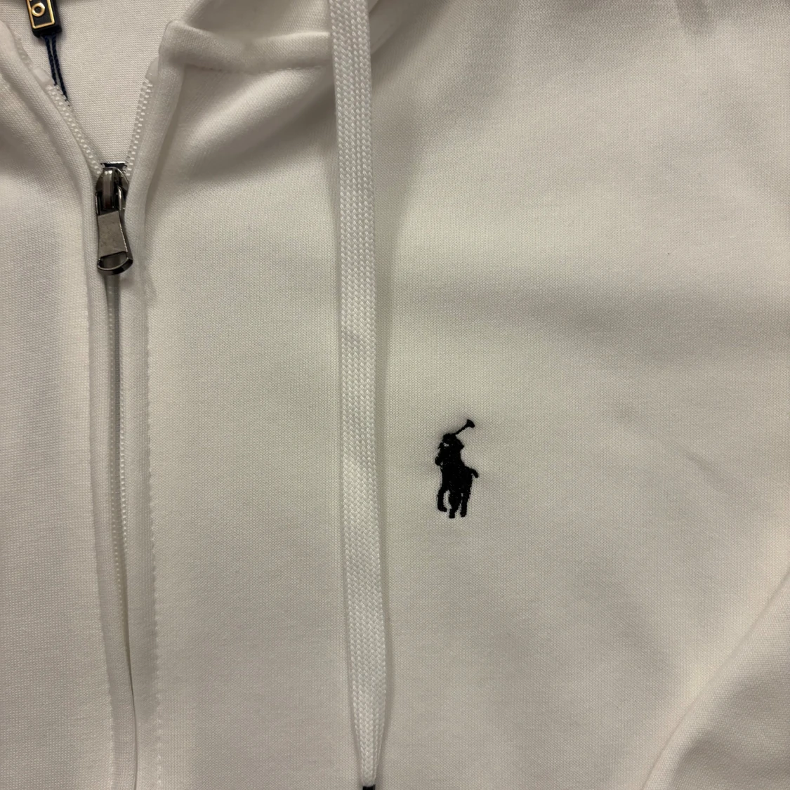 Vit hoodie från Polo Ralph Lauren - 2