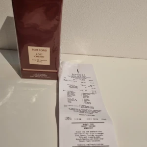 Tom Ford Lost Cherry 100ml - Tom Ford Lost Cherry Eau de Parfum, 100 ml. Tillverkad i USA.