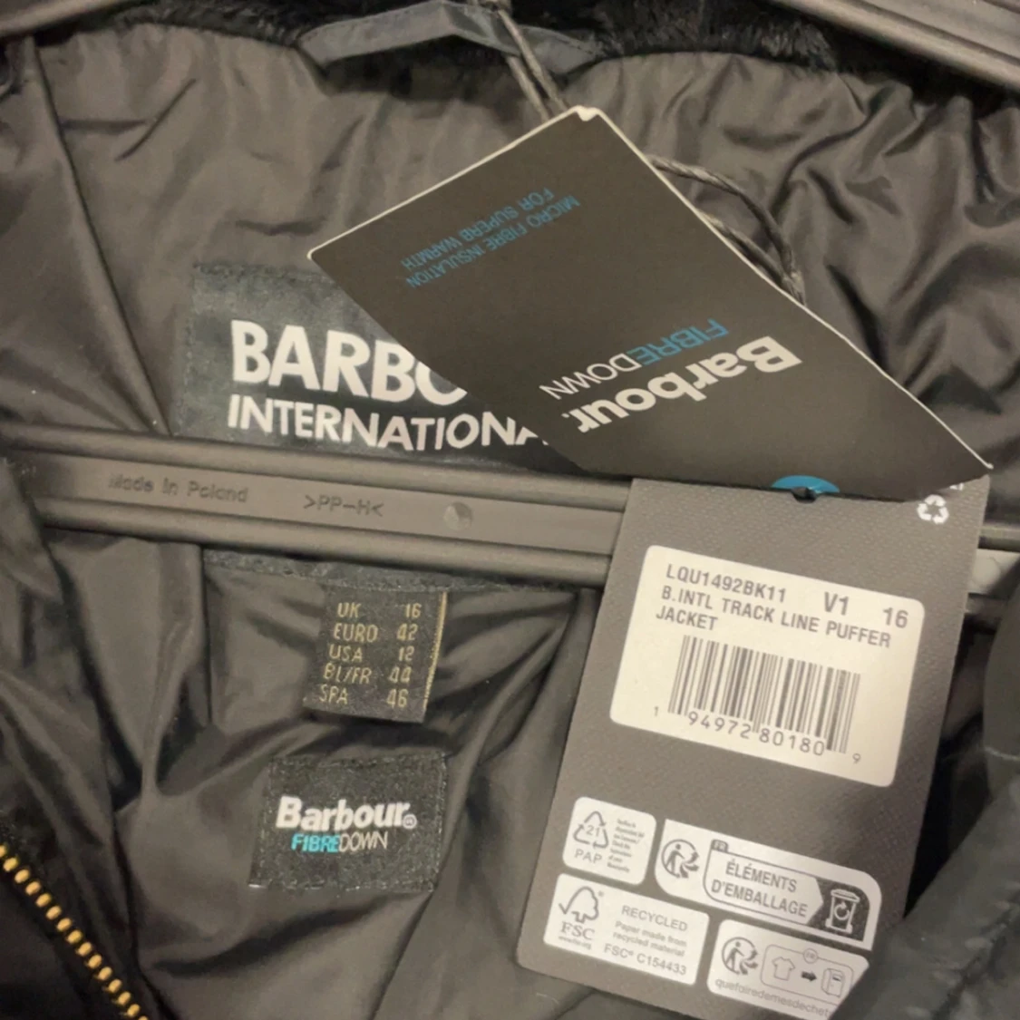 Svart lång pufferjacka från Barbour - 2