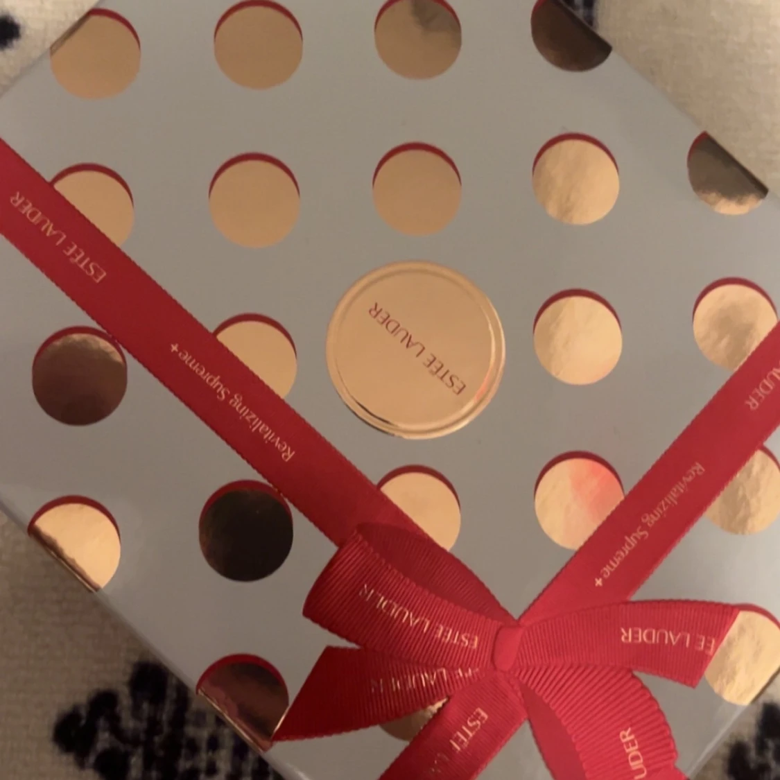 Estée Lauder hudvårdskit med lyxiga ikrämer