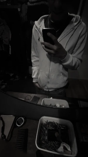 Zip hoodie Ralph Lauren - Ralph Lauren zip hoodie. Nytt skick. Vit. 