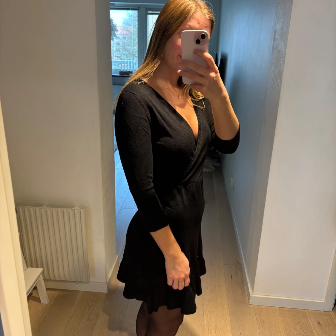 Svart omlottklänning från ONLY XS - 1