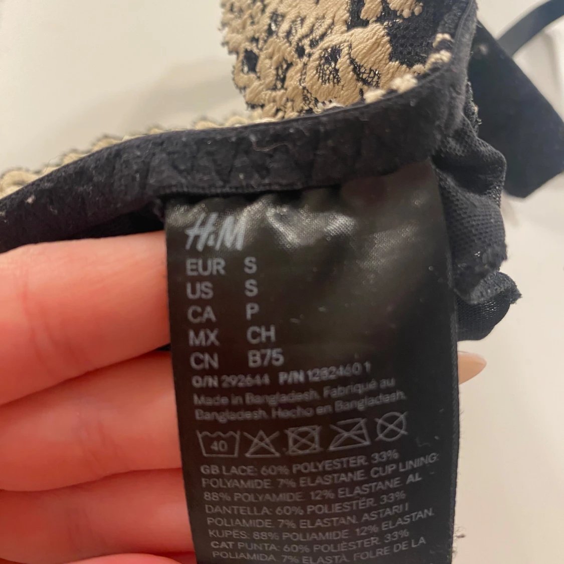 Svart spetsbralette från H&M stl S - 2