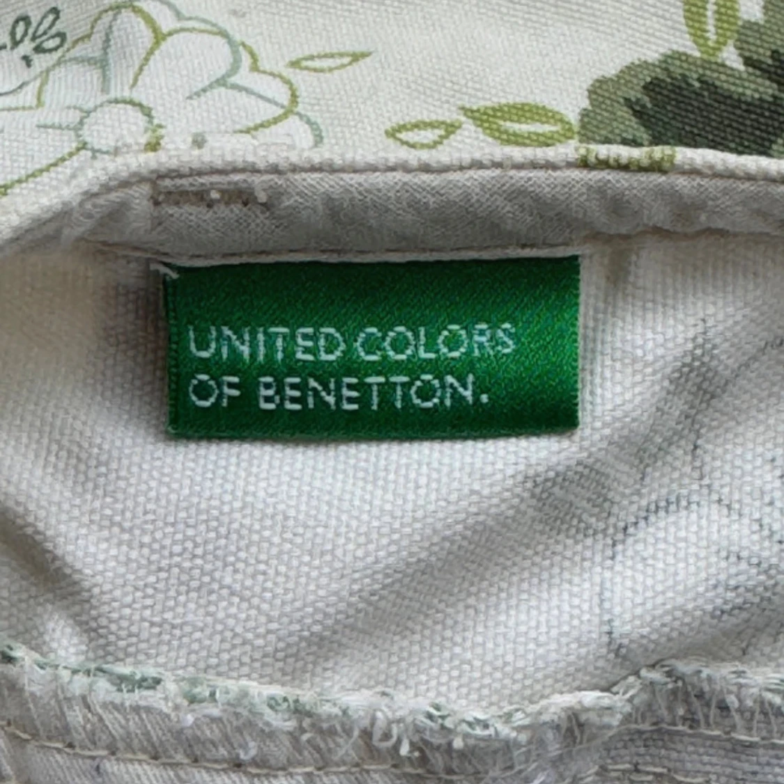 Blommig Minikjol  - 3