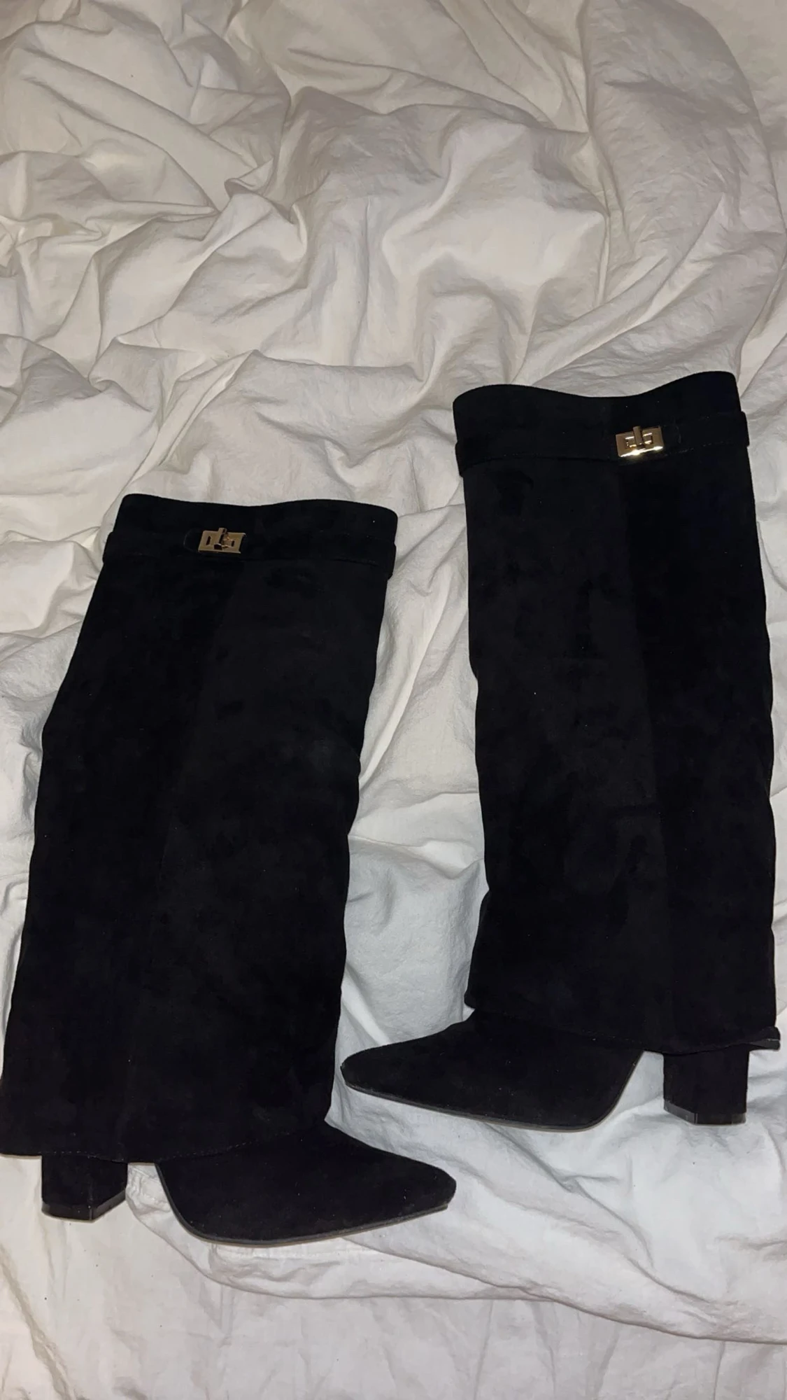 Svarta mockastövlar med klack