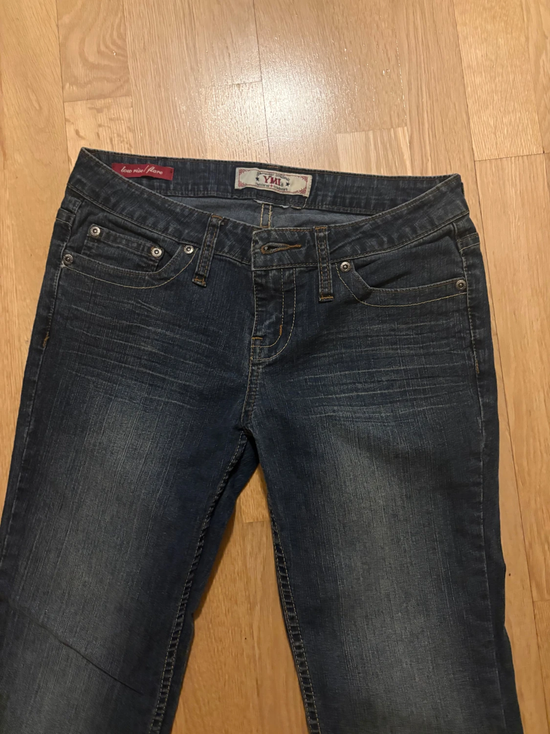 Mörkblå vintage jeans - 2