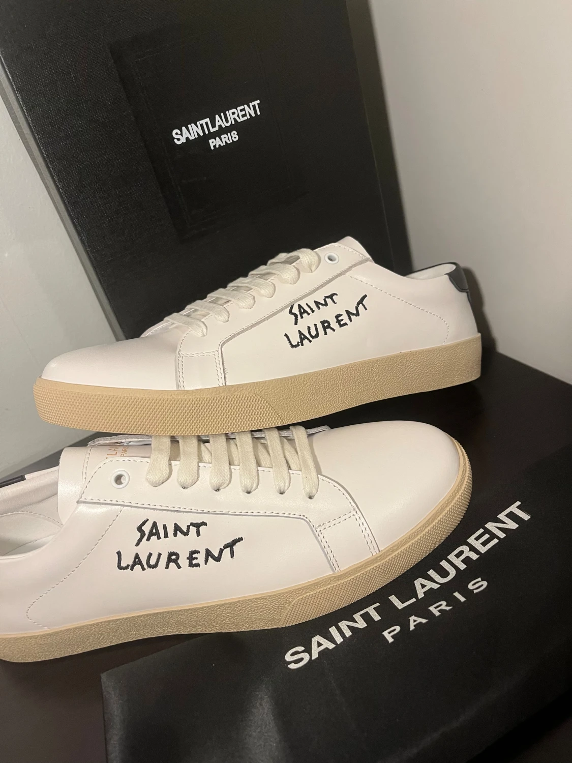 Saint Laurent skor