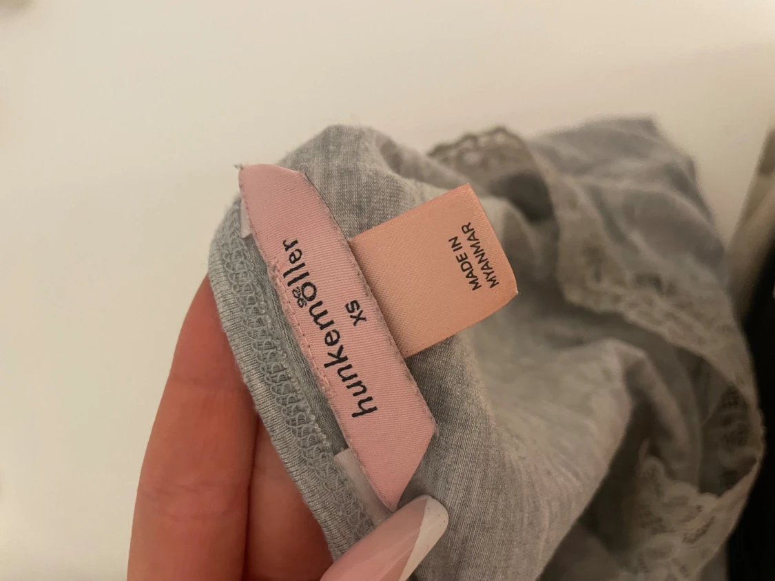 Grå långärmad spetsblus Hunkemöller - 2