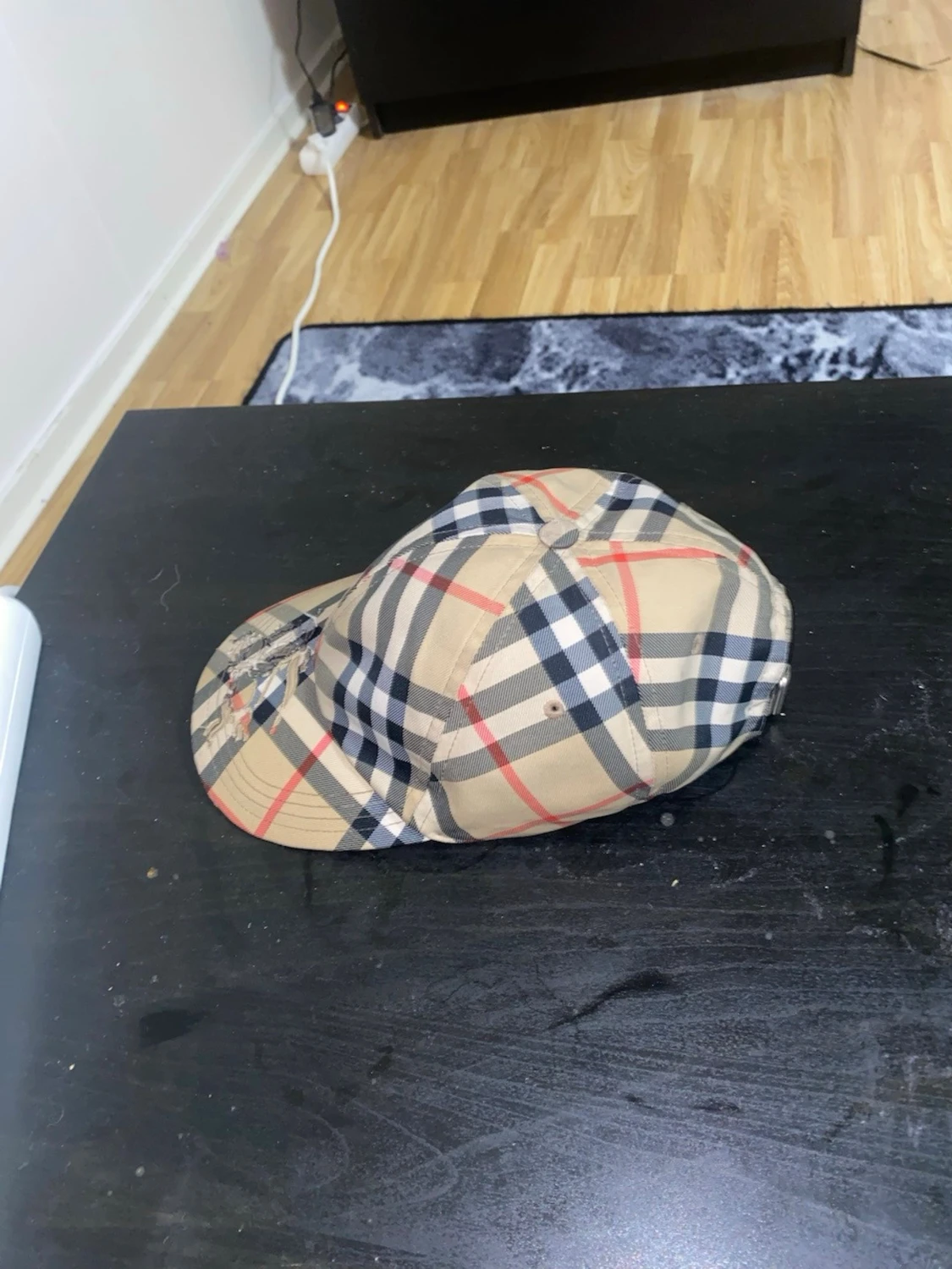 Sällsynt  Burberry keps köpt i NK 