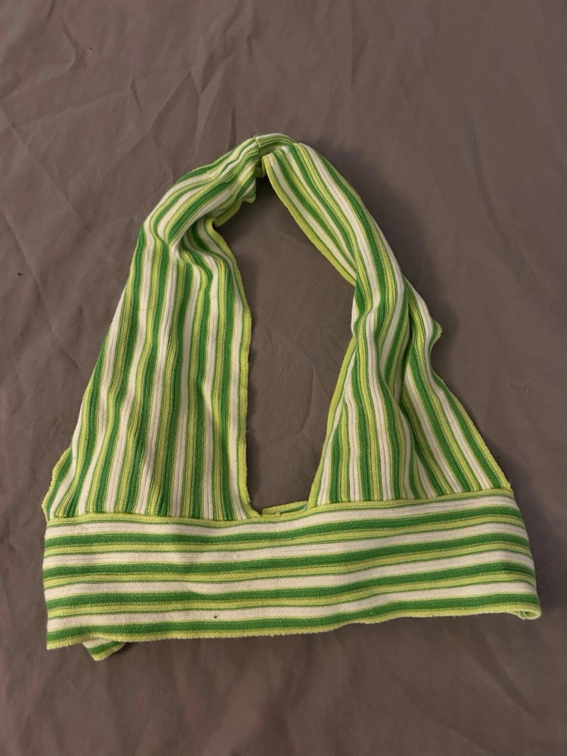 Randig grön och vit halterneck topp