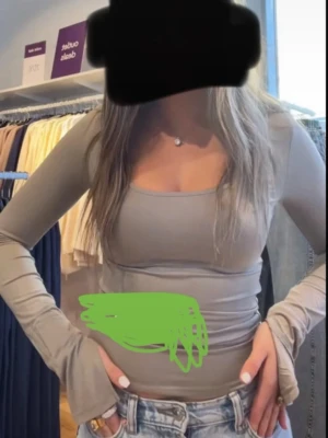 Beige långärmad tröja - Beige tröja från Gina tricot. Knappt använd 