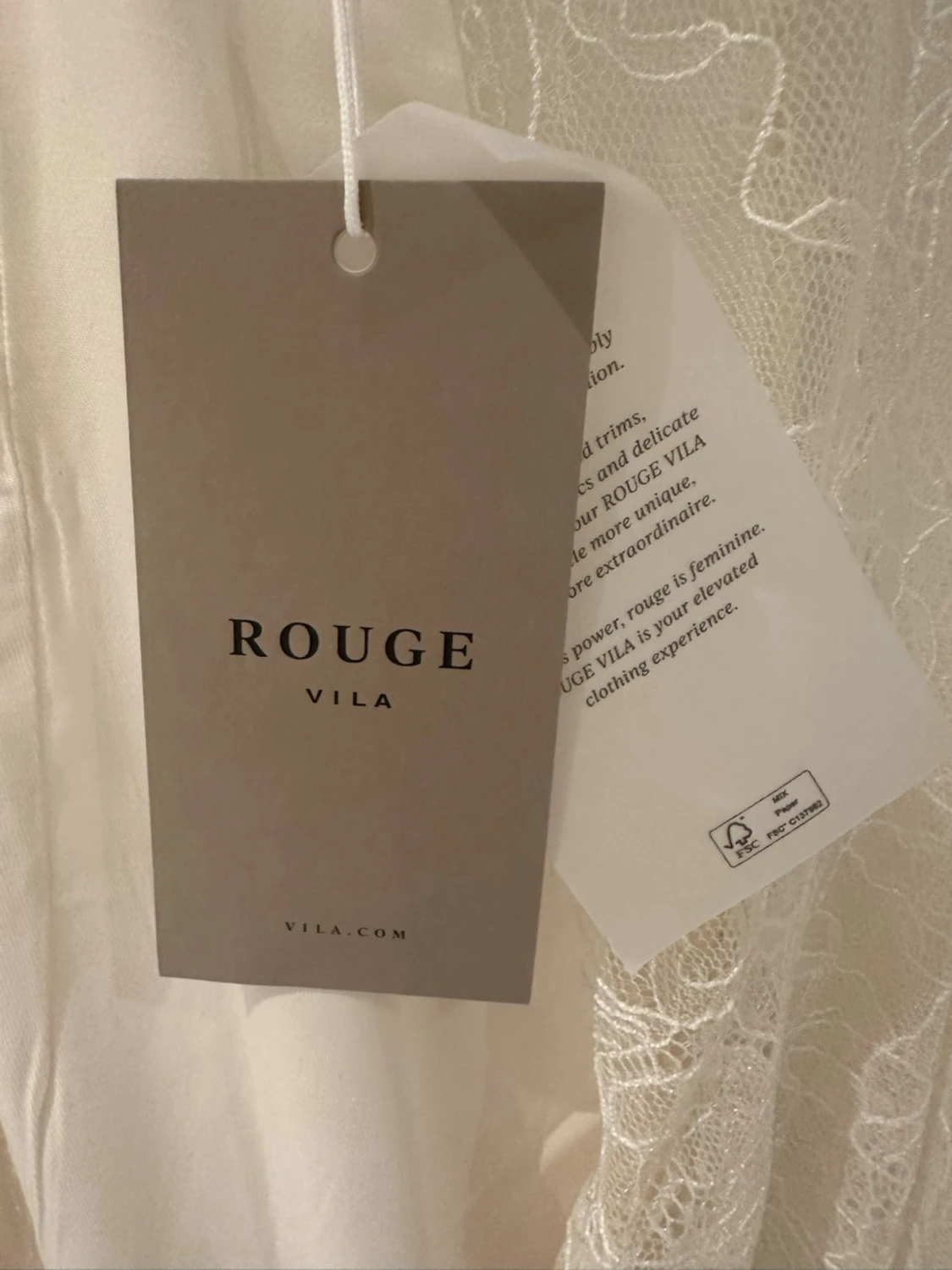 Vit spetsblus med lång ärm Vila Rouge storlek 40 - 2