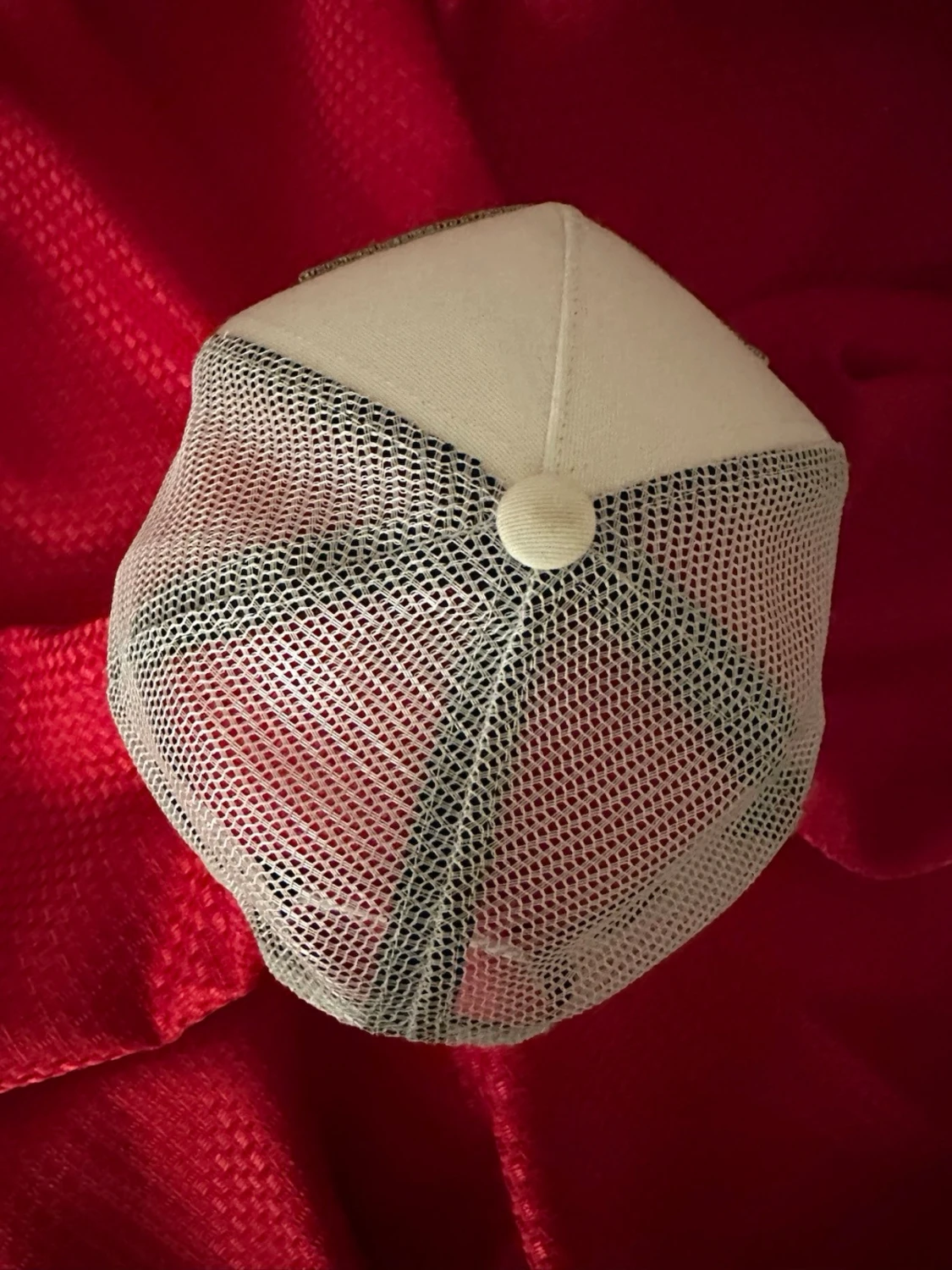 Vit truckerkeps från SikSilk - 4