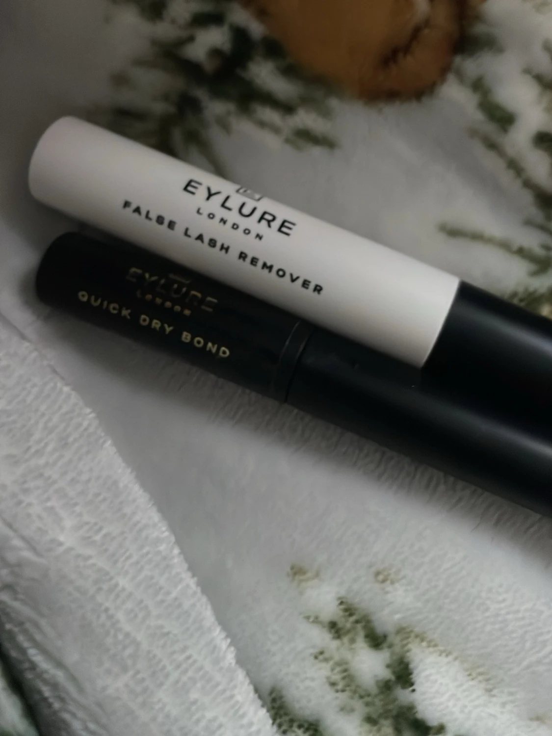 Eylure 7 Day Bond & Remover kit - 1