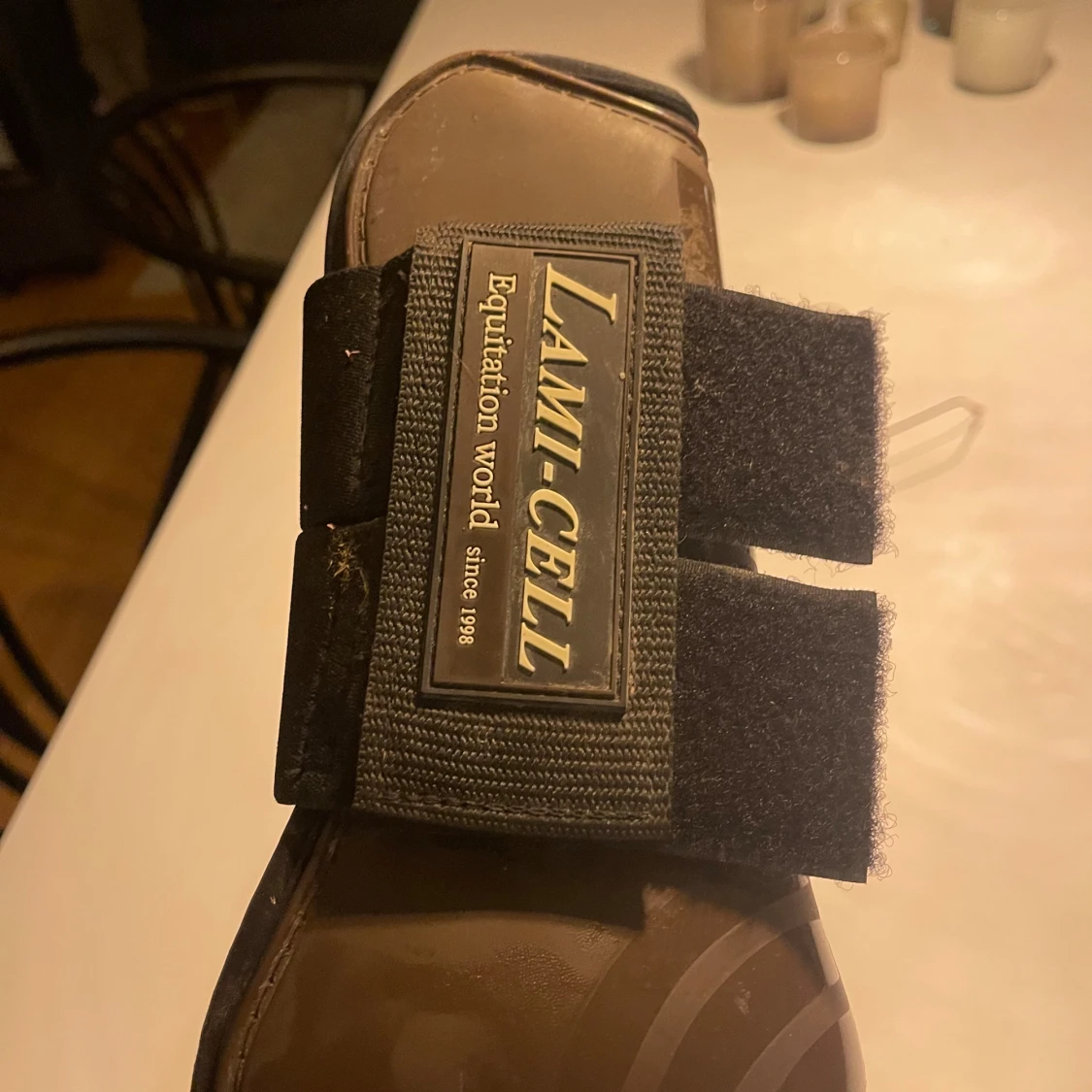 Bruna Lami-Cell ridstövlar med kardborre