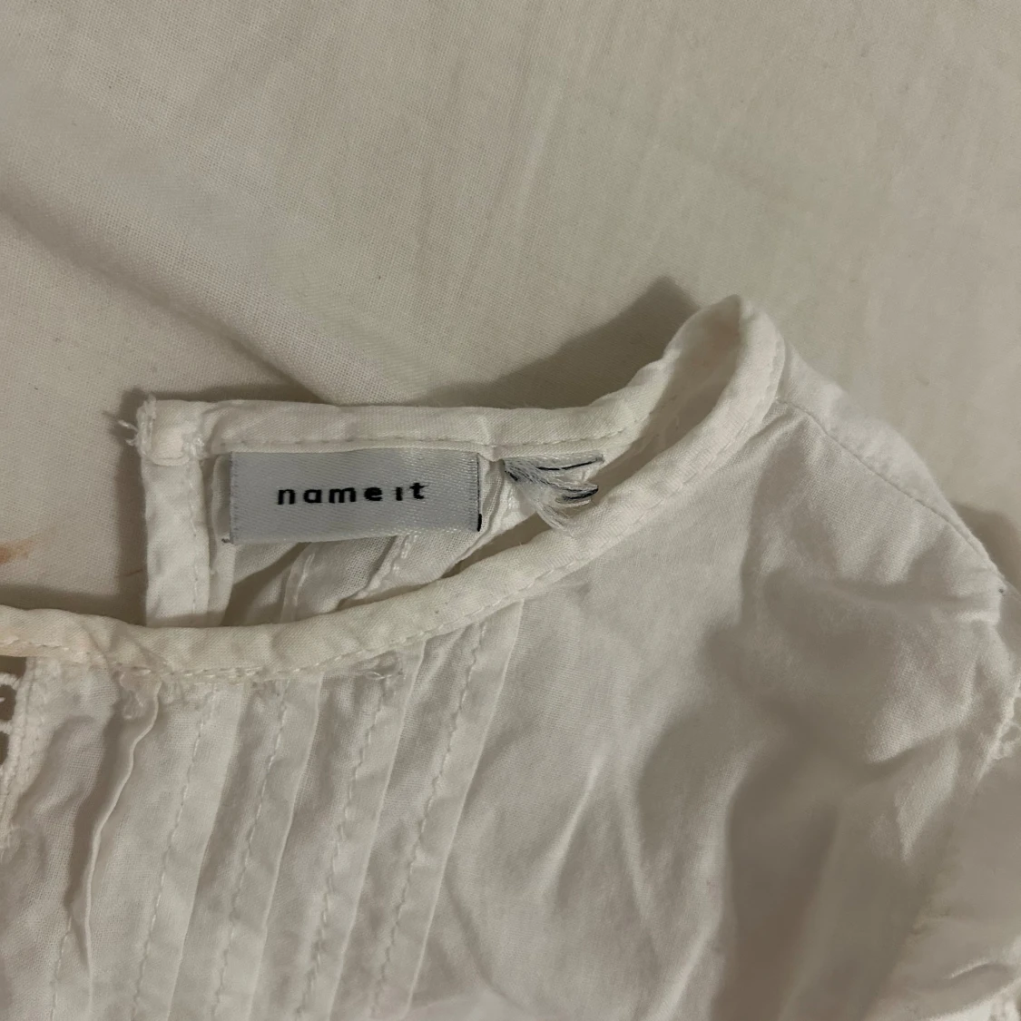 Vit blus med spets från Name It - 2