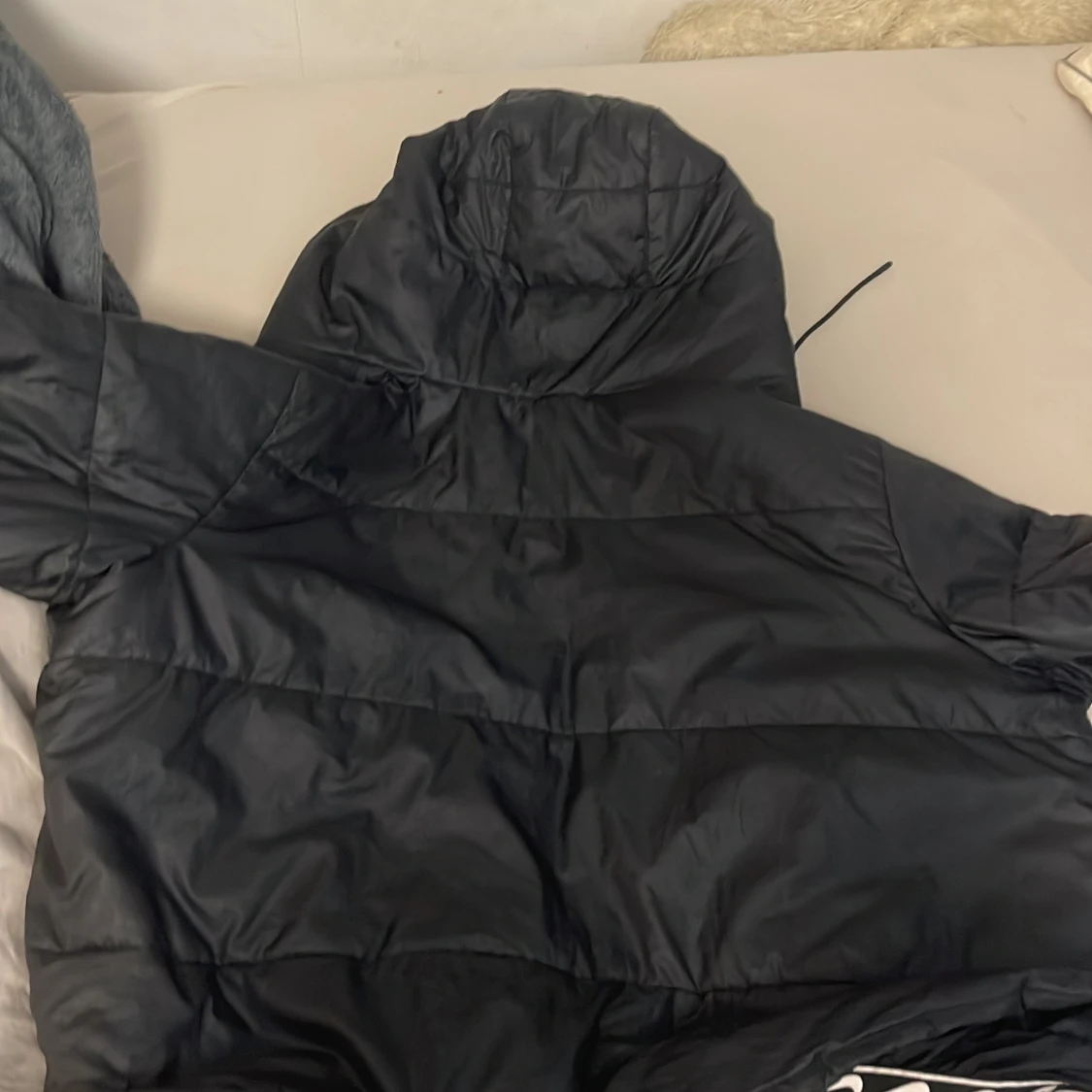 Svart Nike pufferjacka Therma-Fit XL - 2