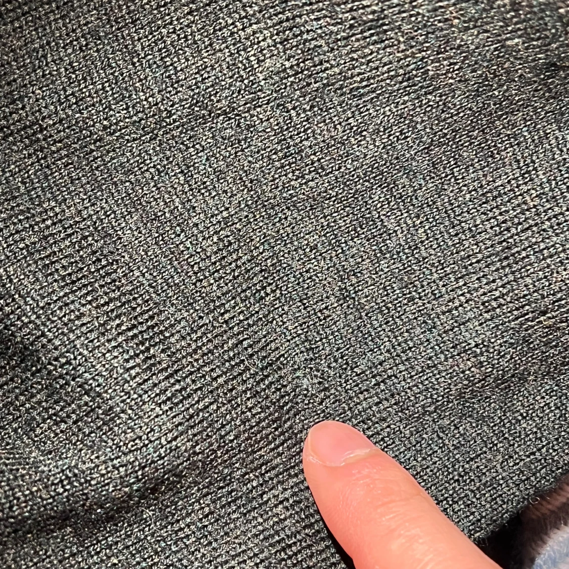 Mörkgrön merinoullskofta från Morris - 3