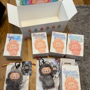 Pop Mart Bog Into Energy secret dockor - Labubu secret dockor