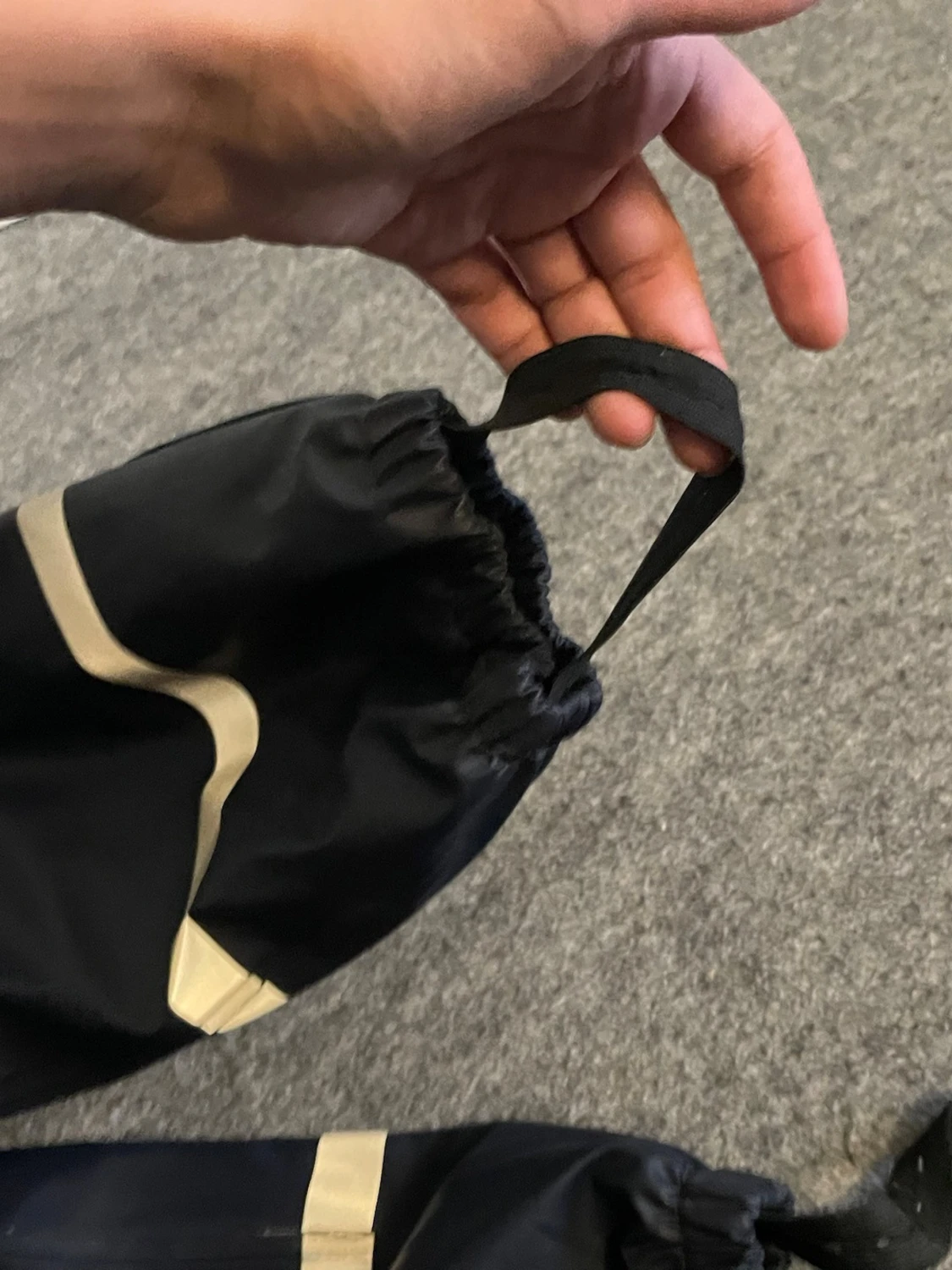 Svarta täckbyxor med reflexdetaljer - 3