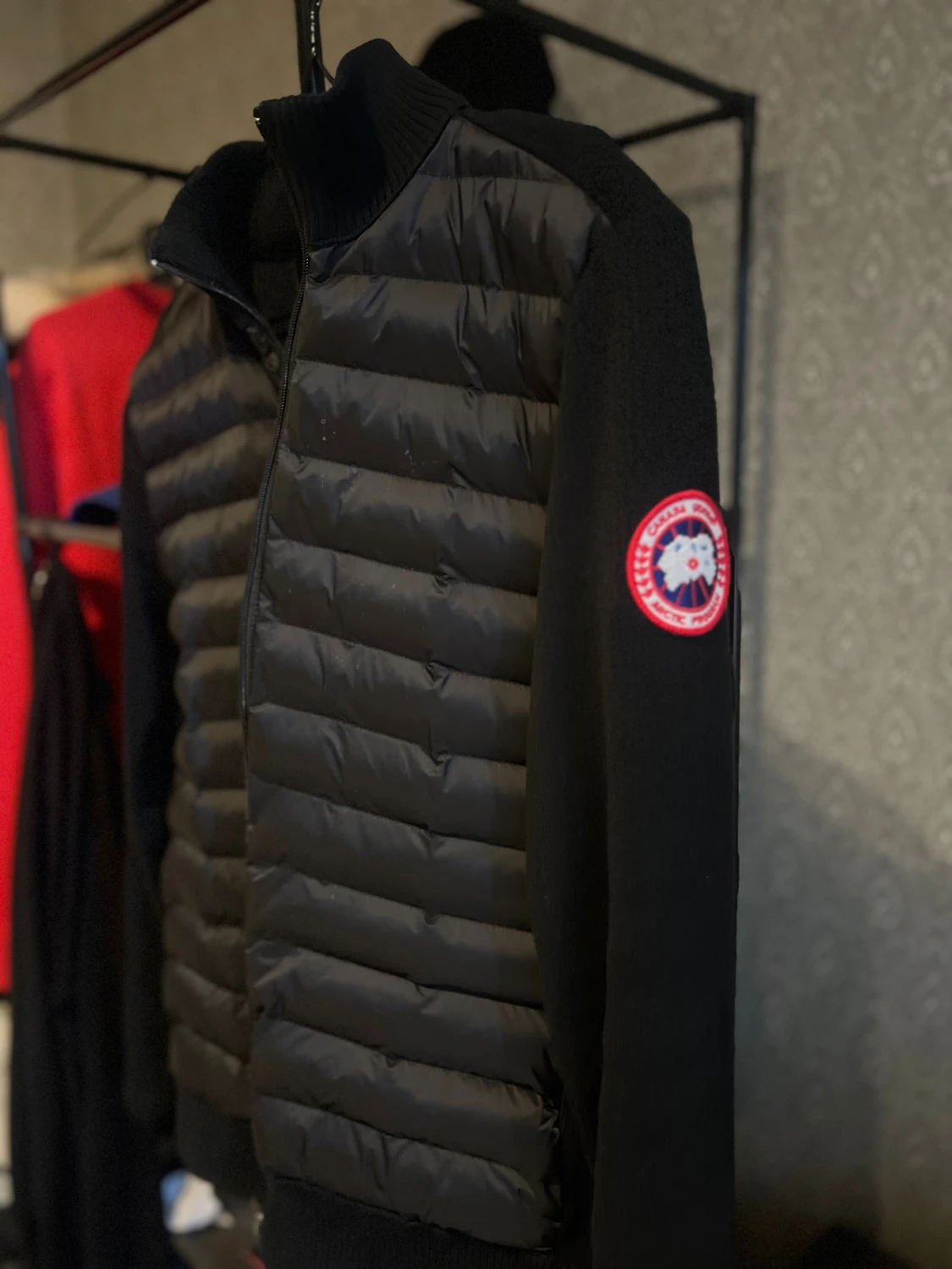Svart HyBridge Knit Jacka från Canada Goose