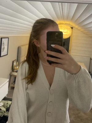 Kofta från ZARA - Jättegullig kofta från zara💗