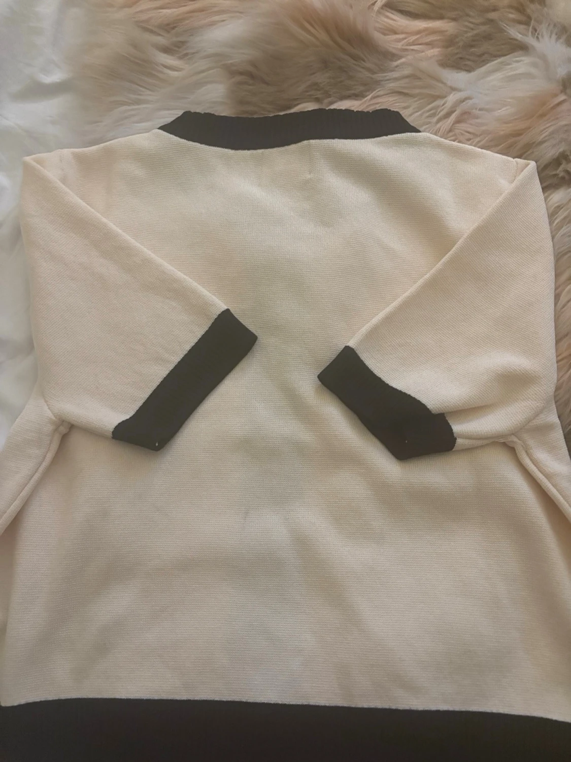 Beige och svart kofta från H&M - 1