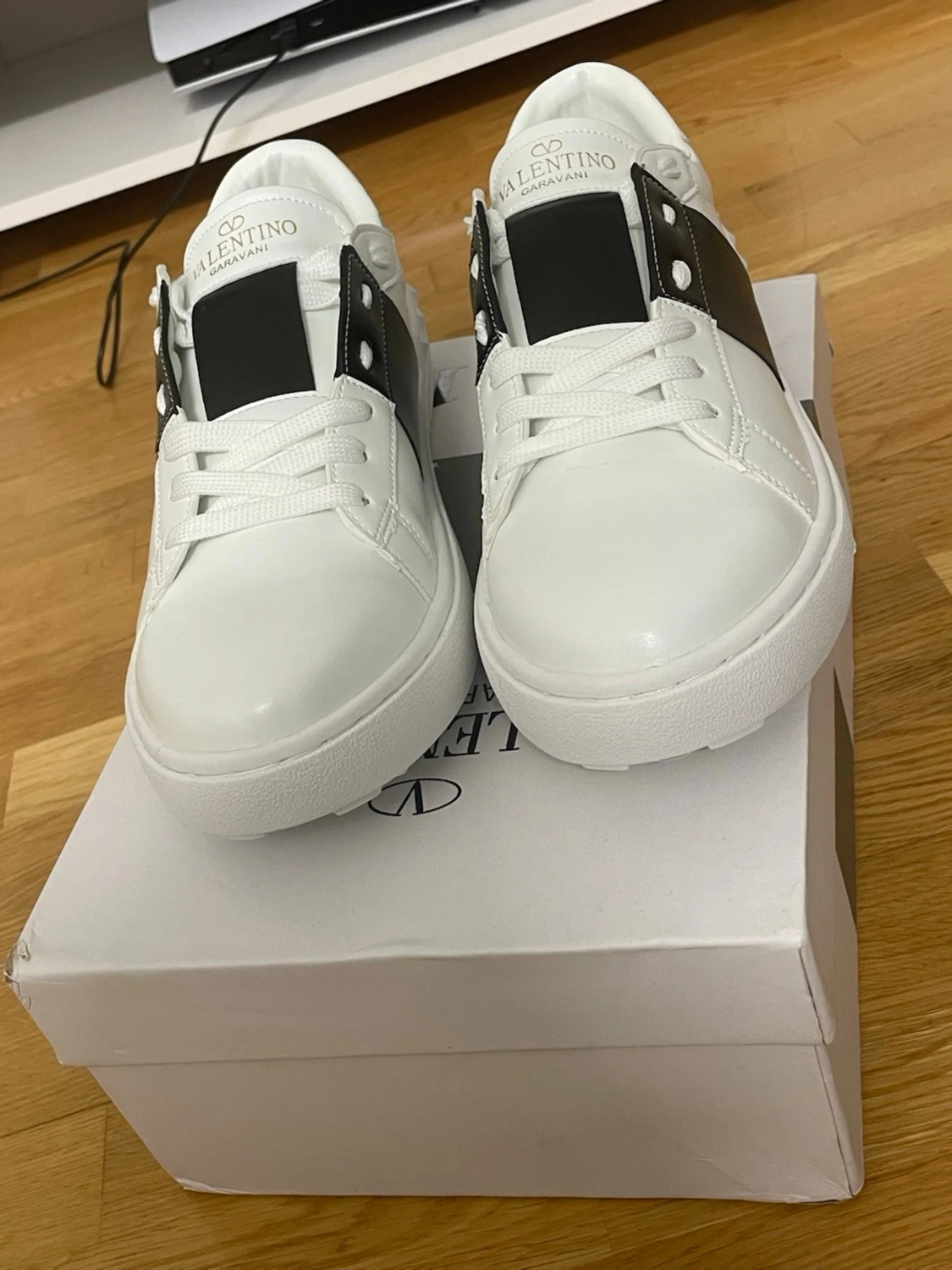 Valentino Garavani vita sneakers