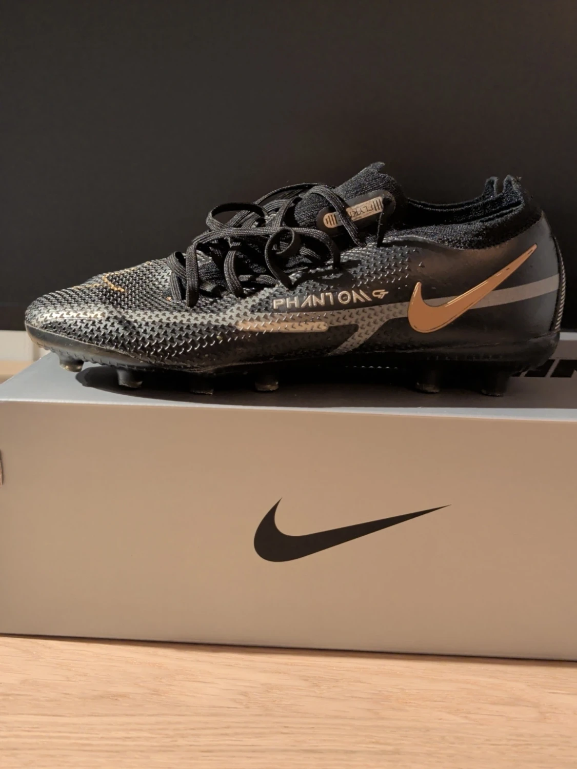 Nike Phantom GT2 fotbollsskor svart/guld