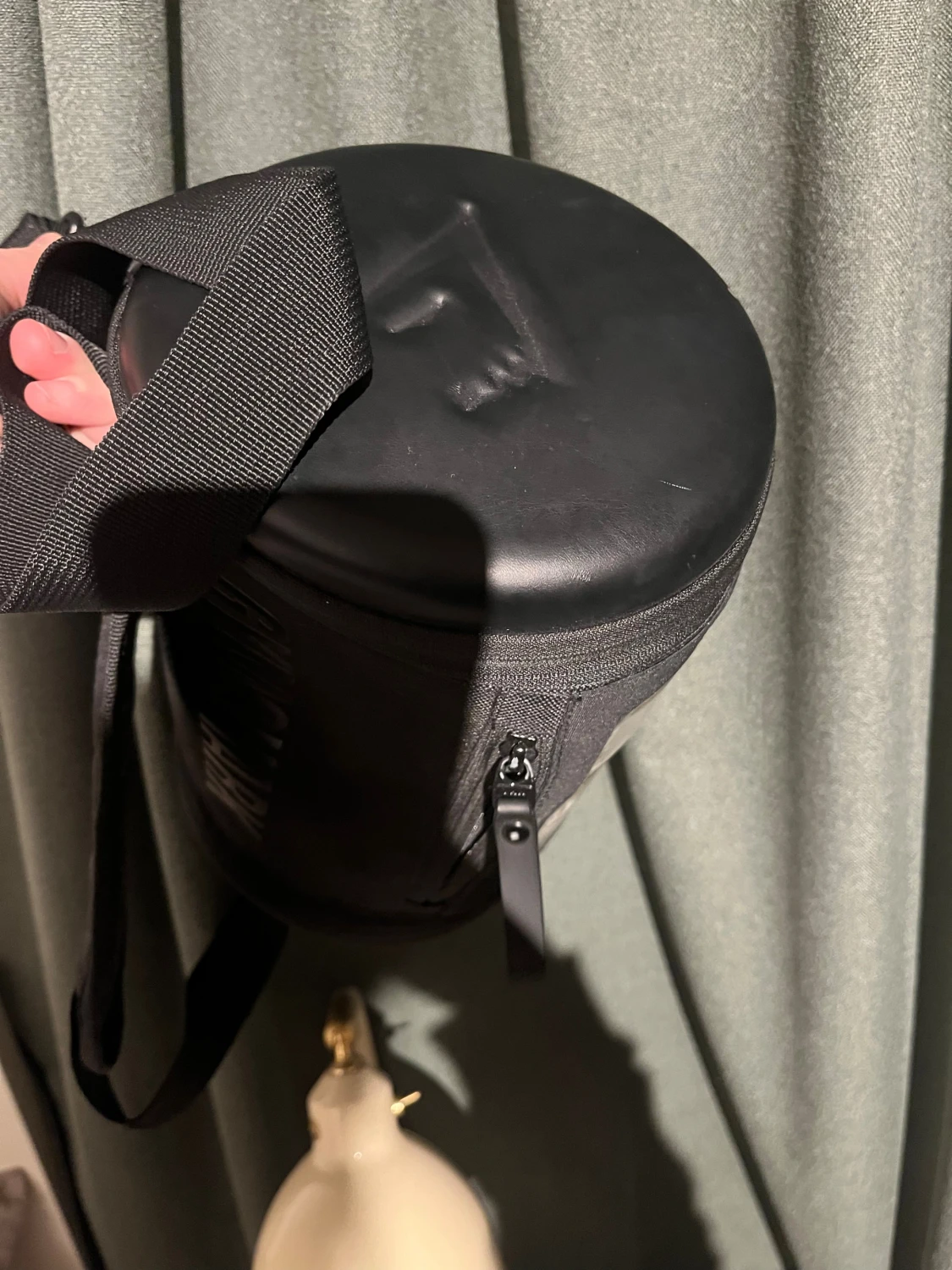 Svart axelväska från Gymshark - 1