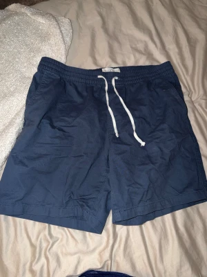 Pier One - shorts  - Pier One - shorts  Strl M Använd, cond 9/10 Nypris 279:- Mitt pris 100:-