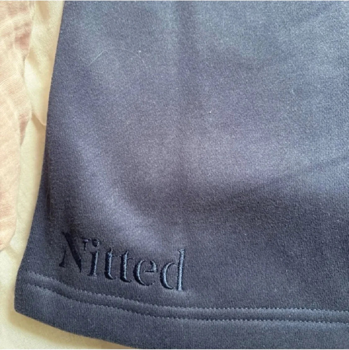 Mörkblå bootcut byxor från Nitted - 1