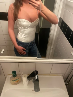 Zara body  - Body från Zara. Använt en gång! Storlek:S