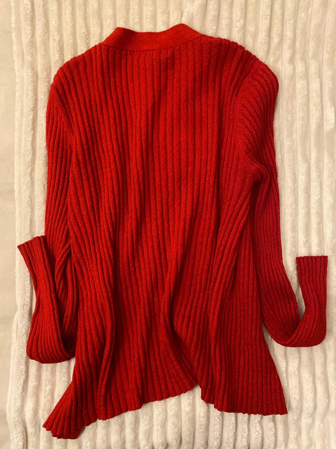 Röd ribbad kofta från Express - 1