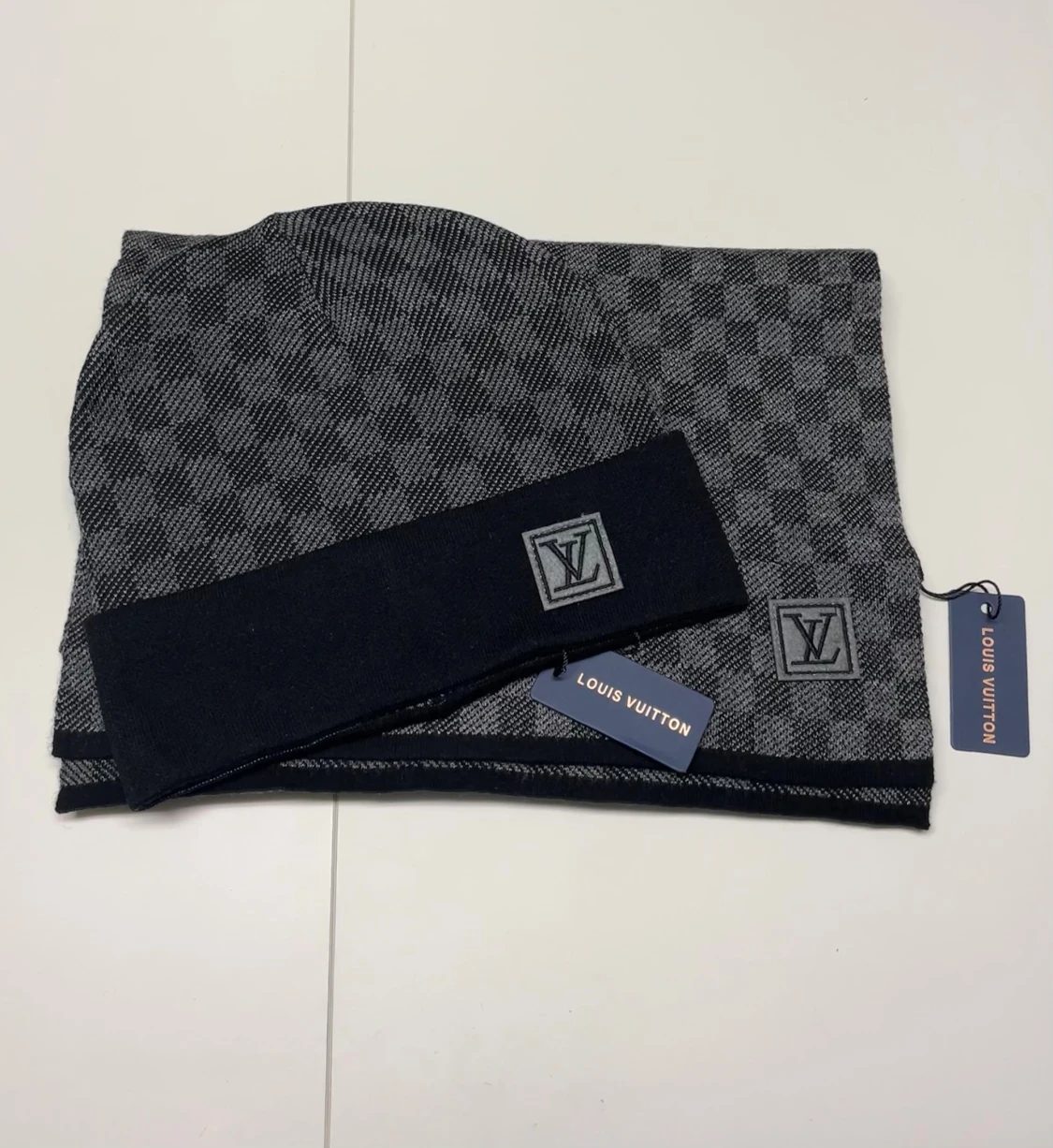 Lv Set Mössa och Halsduk