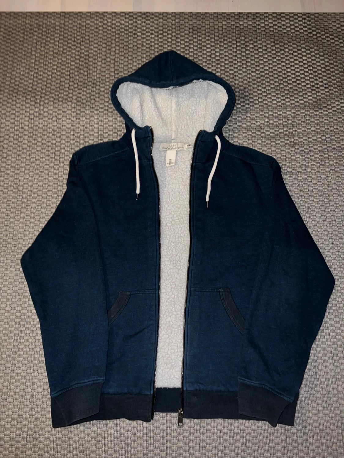 Mörkblå fodrad hoodie  - 2