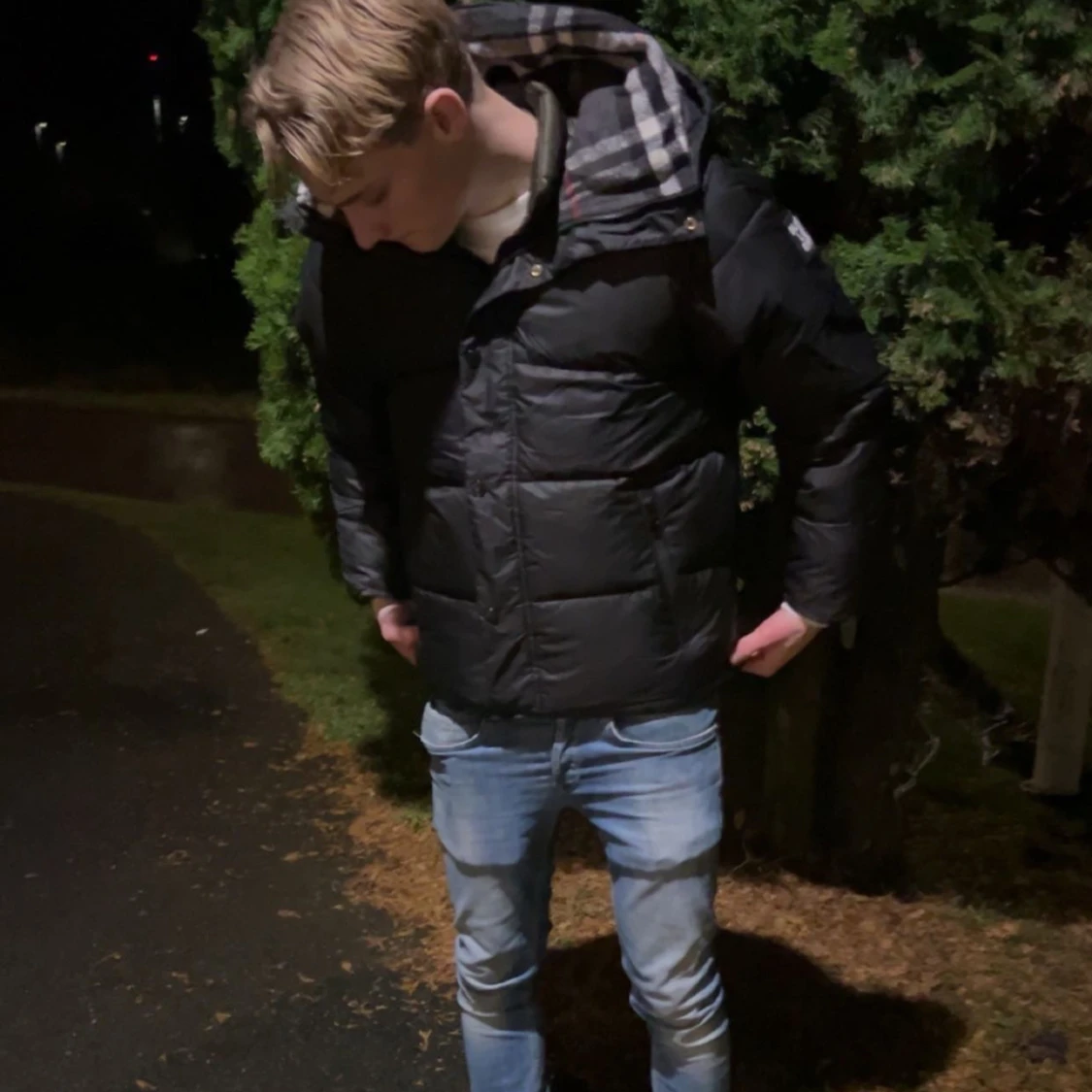 Svart pufferjacka från Burberry - 1