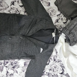 Kostymset för baby - Kostymset för barn i storlek 104 ungefär