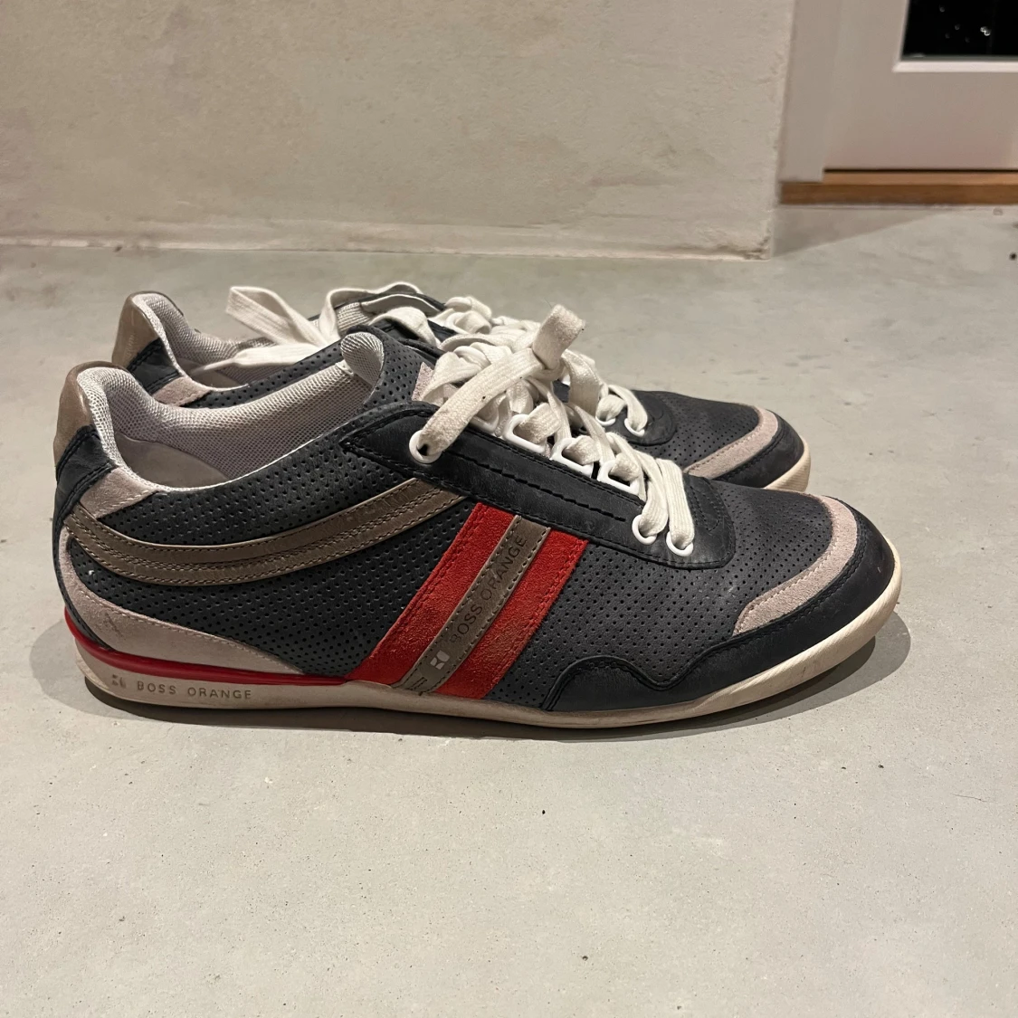 Boss sneakers PRIS KAN DISKUTERAS - 1