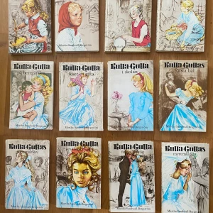 Kulla-Gulla bokserie  - Säljer hela serien av Kulla-Gulla böckerna 