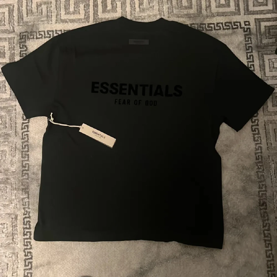 Svart Essentials Fear of God t-shirt - 1