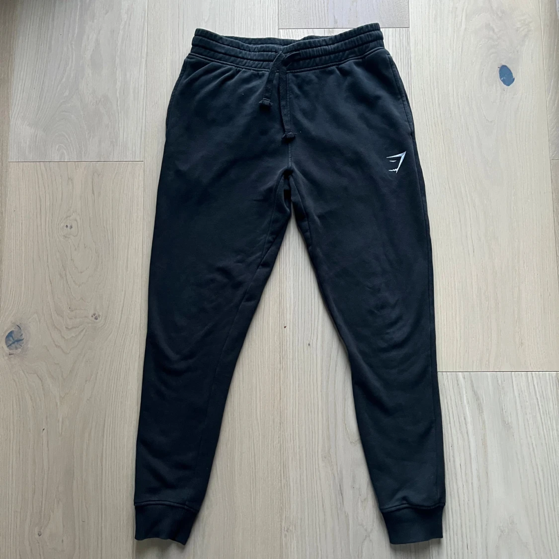 Svarta Gymshark byxor