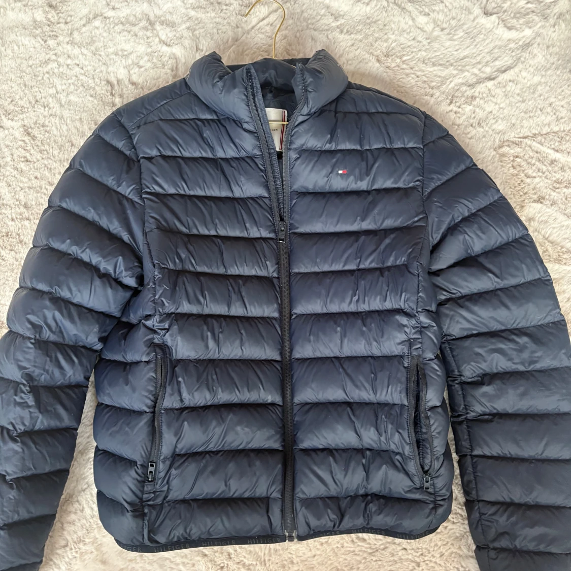 Marinblå vinterjacka Tommy Hilfiger