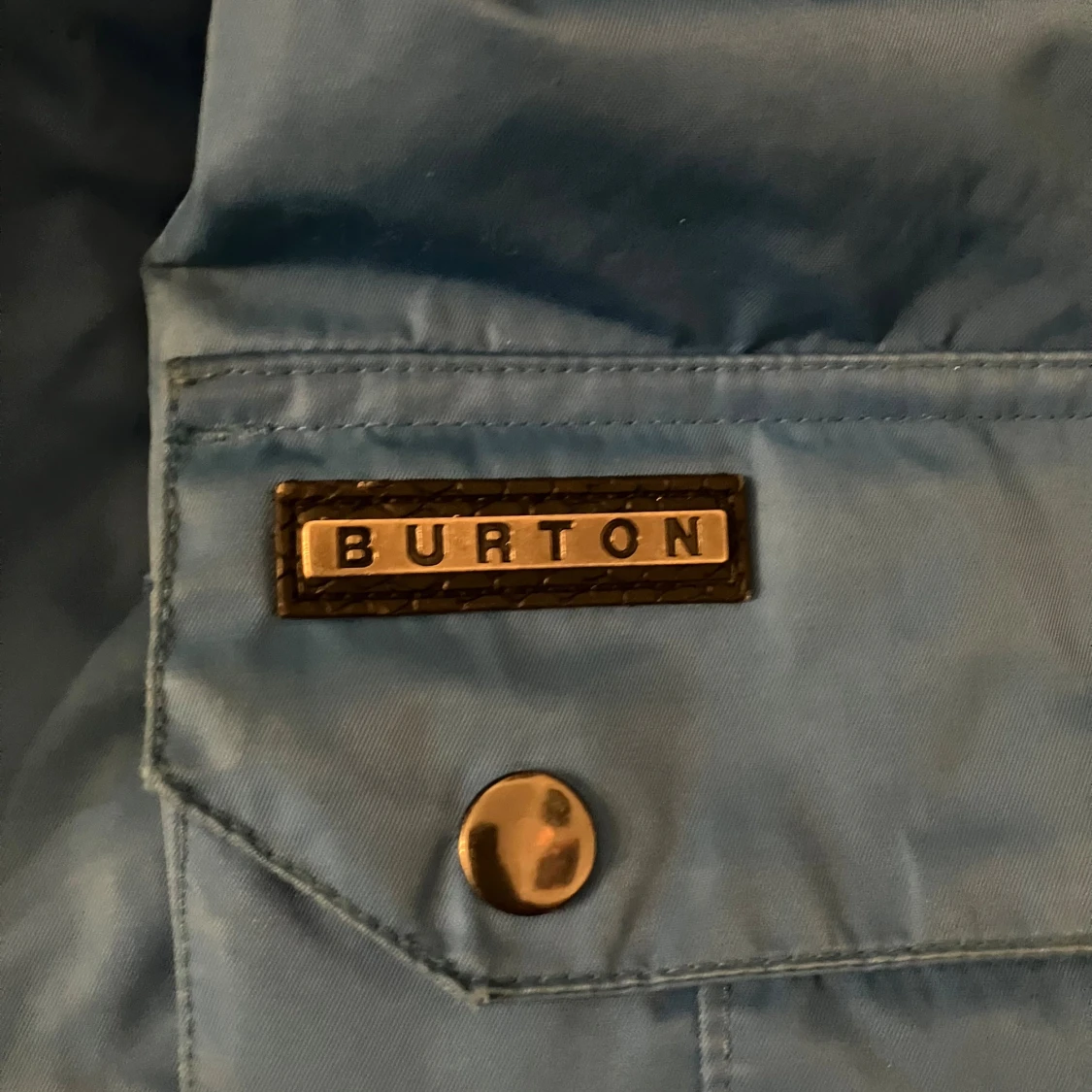 Blå och svart vindjacka från Burton - 2