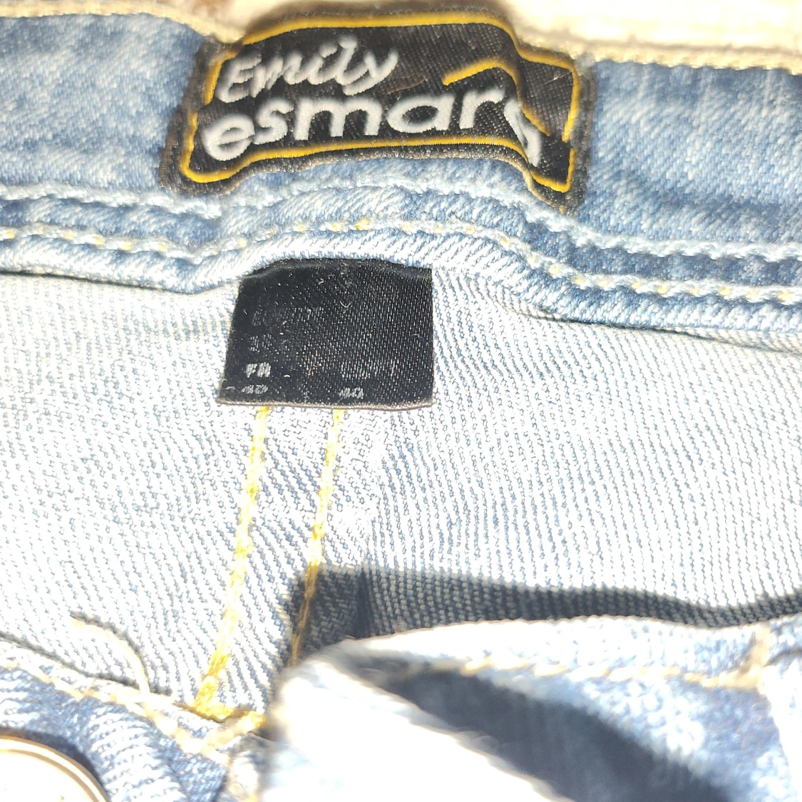 Blå jeans från Emily Esmark - 1