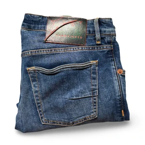 Handpicked Jeans  - Hej! Säljer nu mina jeans från märket Handpicked, storlek 33 bra skick. Tveka inte på att höra av dig om du har frågor eller funderingar kring skorna! 