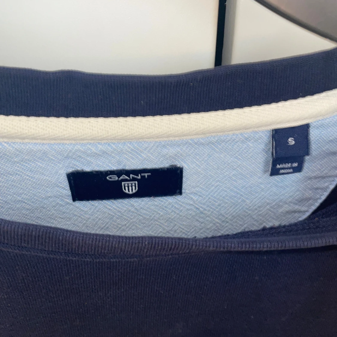 GANT Sweatshirt Mörkblå - 1